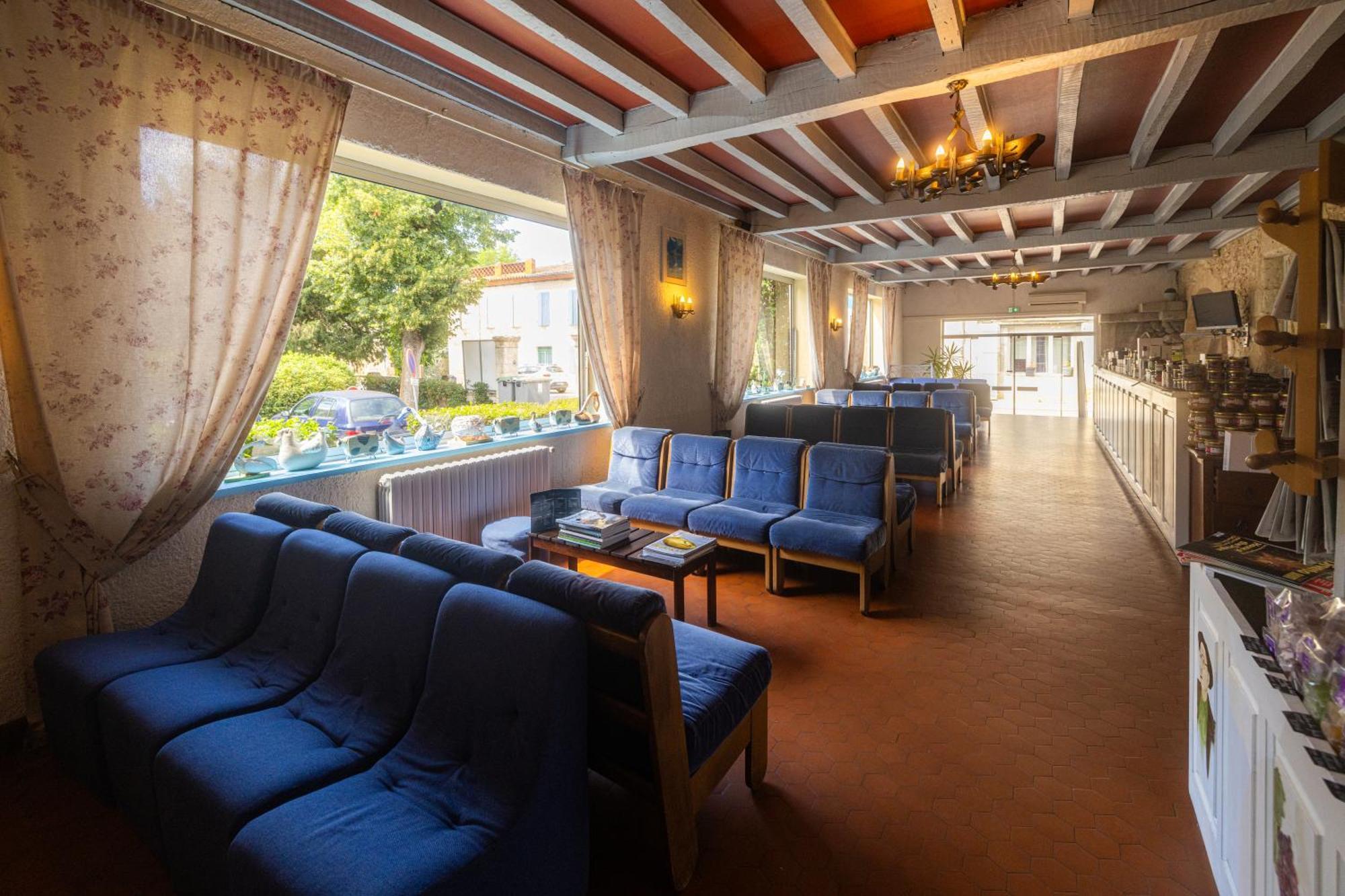 Hotel Restaurant Des Thermes Castéra-Verduzan Exteriör bild