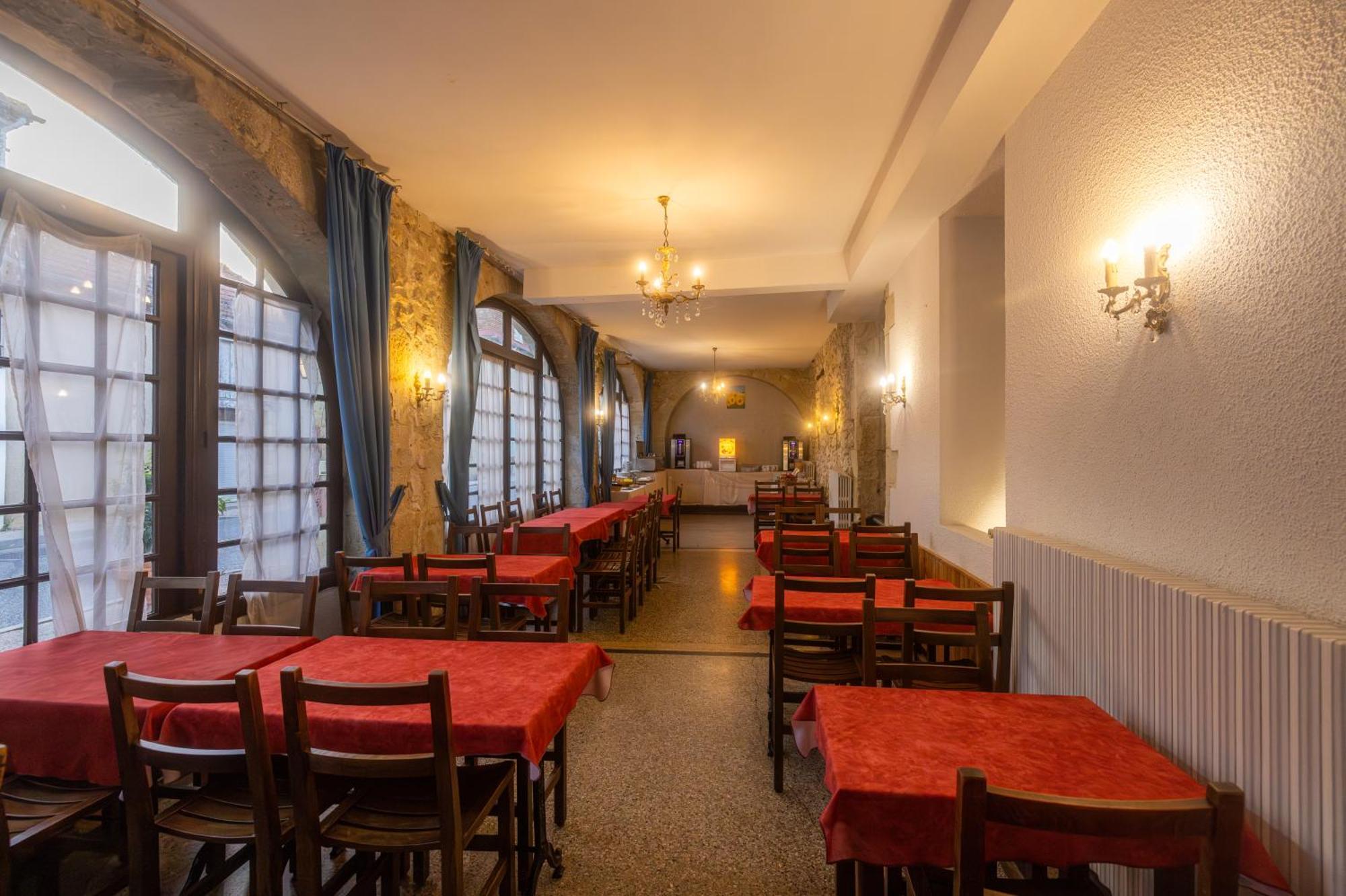 Hotel Restaurant Des Thermes Castéra-Verduzan Exteriör bild